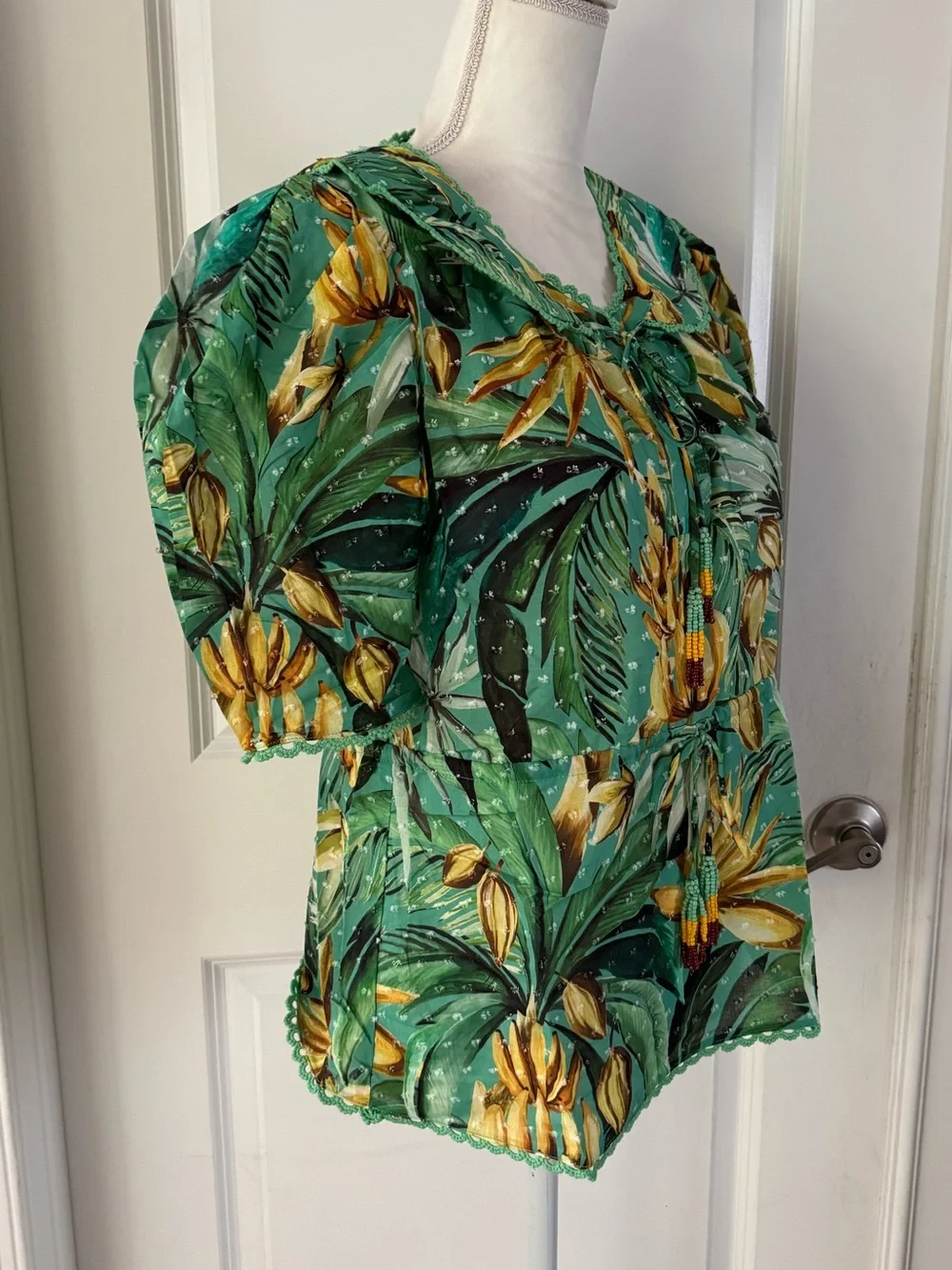 Farm Rio Puff-Sleeve Babydoll Blouse. Size S. MSRP $158